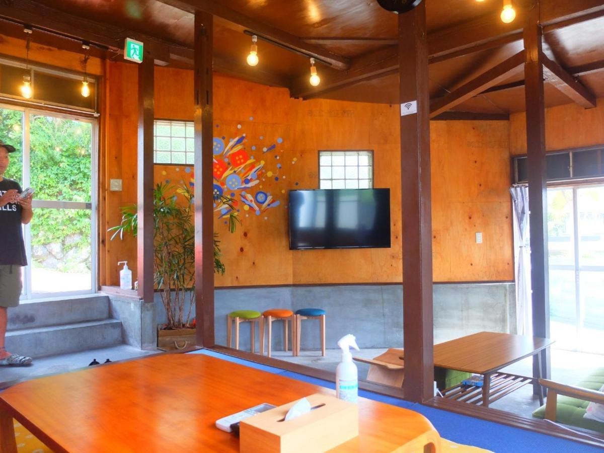 Hotel 青とサイダー Oshima Esterno foto